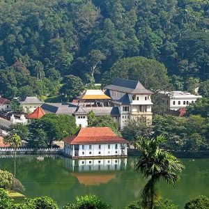 srilanka_kandy_temple_of_the_Tooth